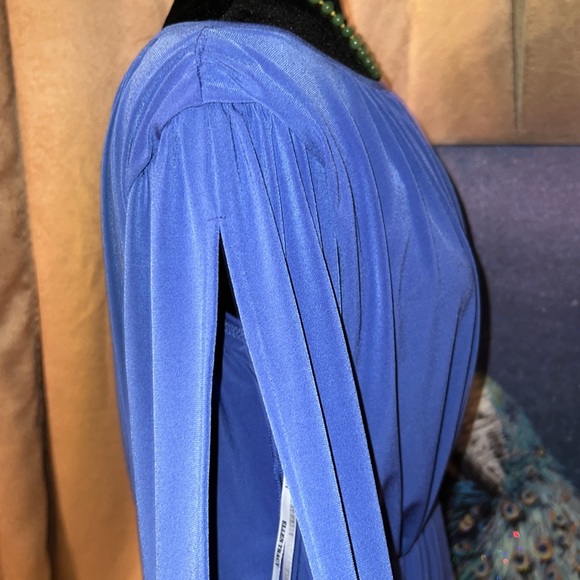 Ellen Tracy Size 4 Plum Balloon Long Sleeve Dress - Picture 10 of 15